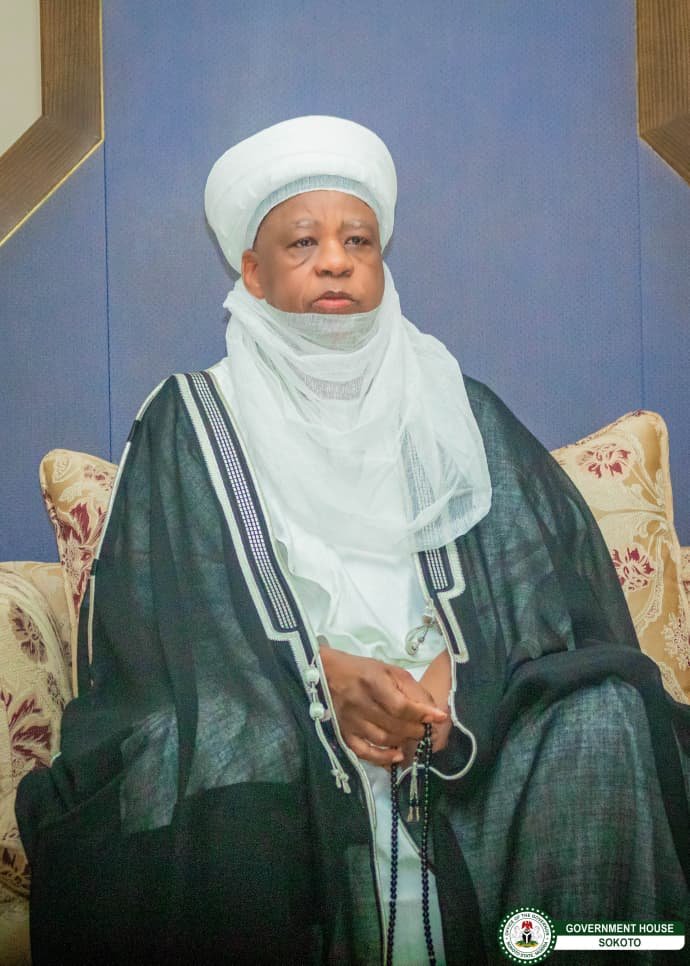 Senator Yari leads campaign council delegation to the Sultan of Sokoto