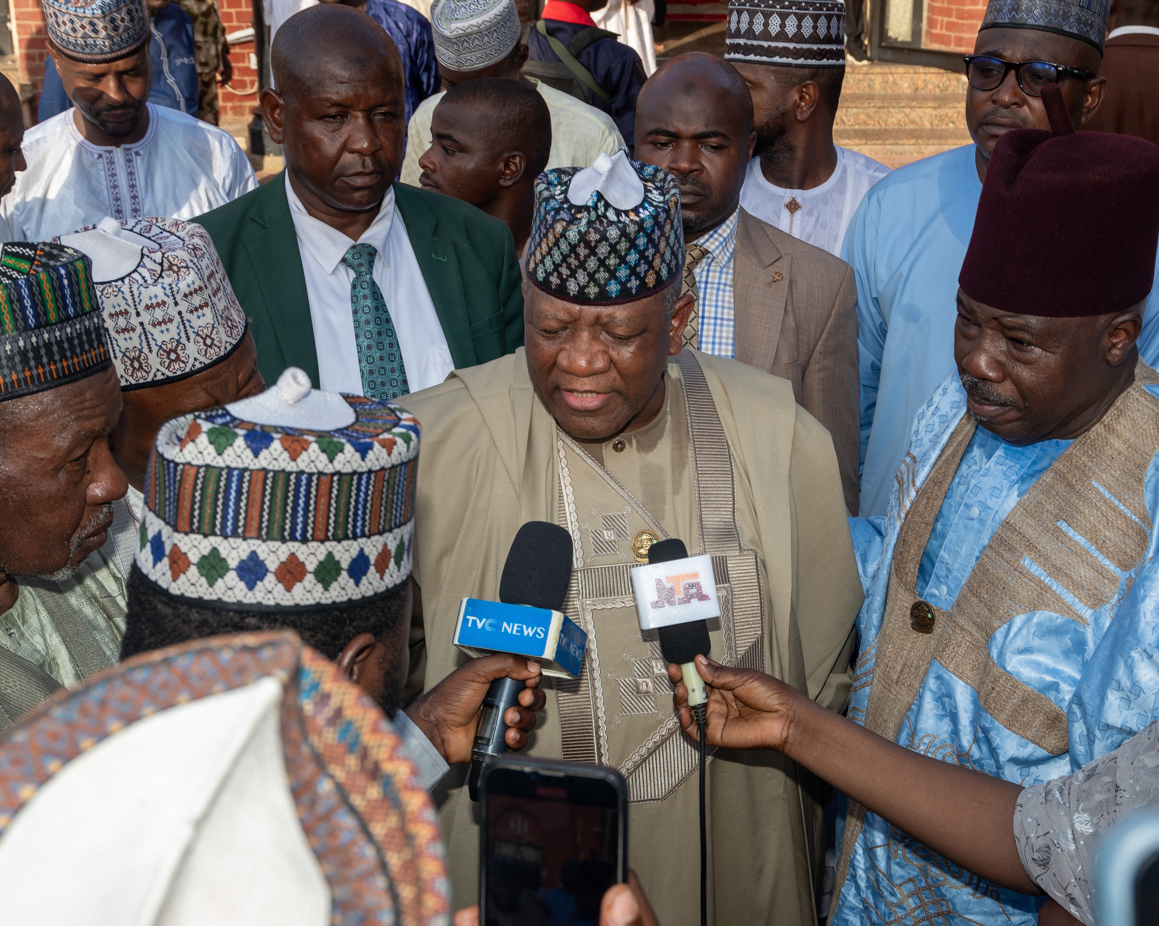 Senator Yari speaks with the press following the palace engagement.