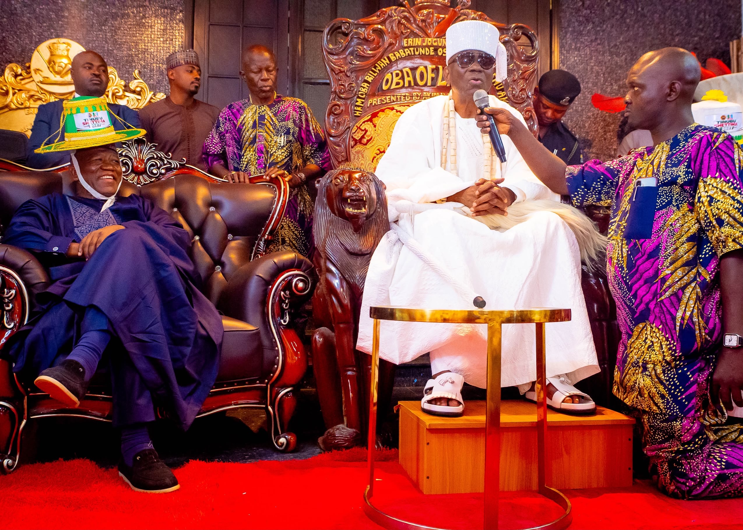 The Oba of Lagos addresses the visiting delegation.